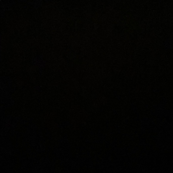 Meet your Posher, Julie - Picture 1 of 1